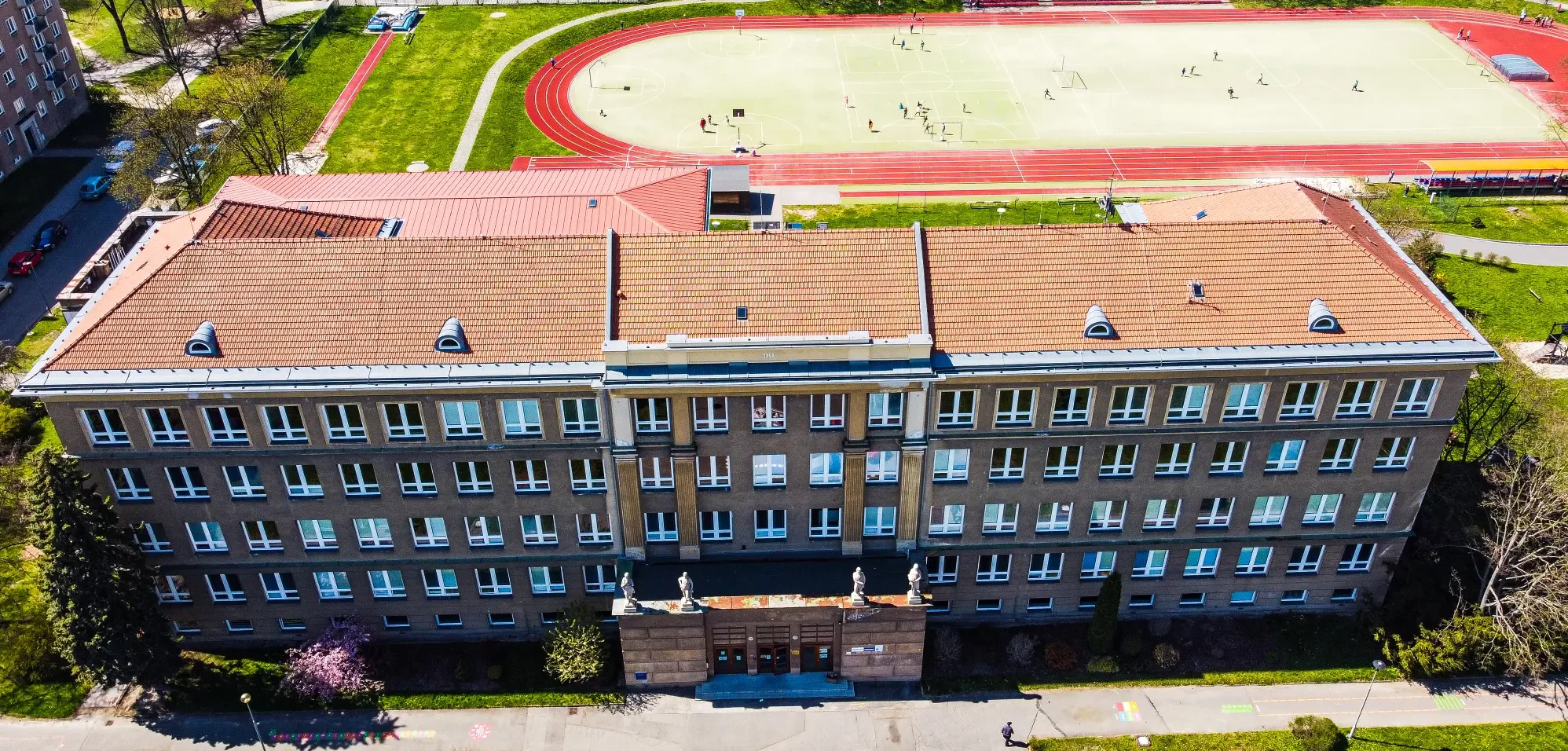 ZŠ Porubská - školní budova