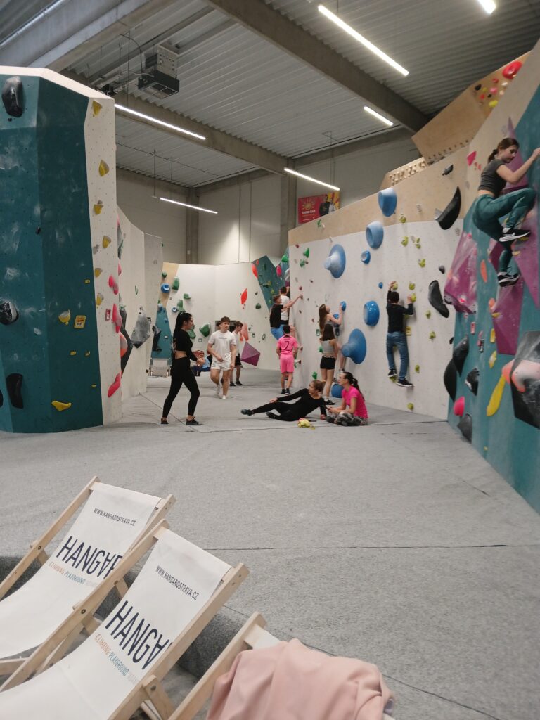 Návštěva boulderového centra třídou 8.C