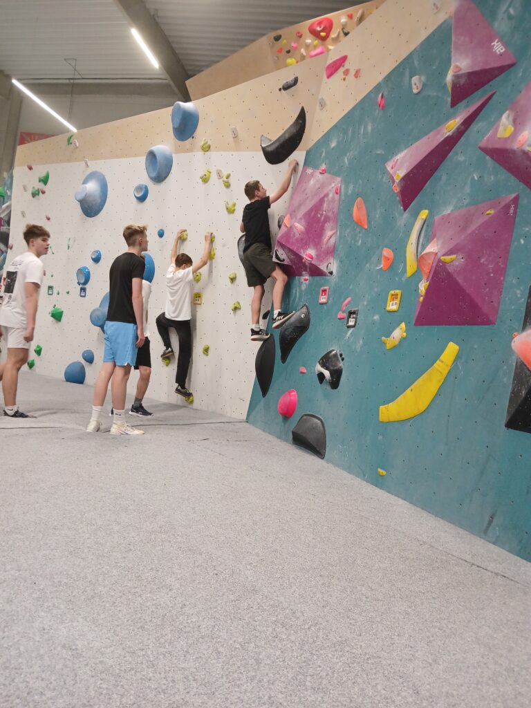 Návštěva boulderového centra třídou 8.C