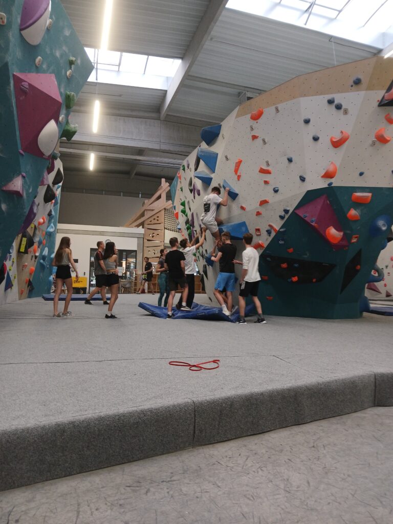 Návštěva boulderového centra třídou 8.C